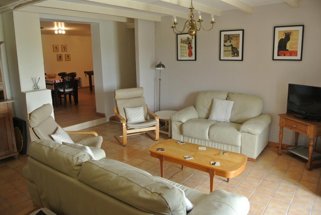 הוילה Brossac Chez Sarrazin מראה חיצוני תמונה