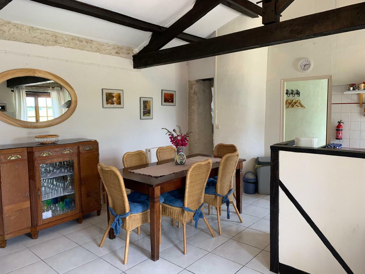 הוילה Brossac Chez Sarrazin מראה חיצוני תמונה
